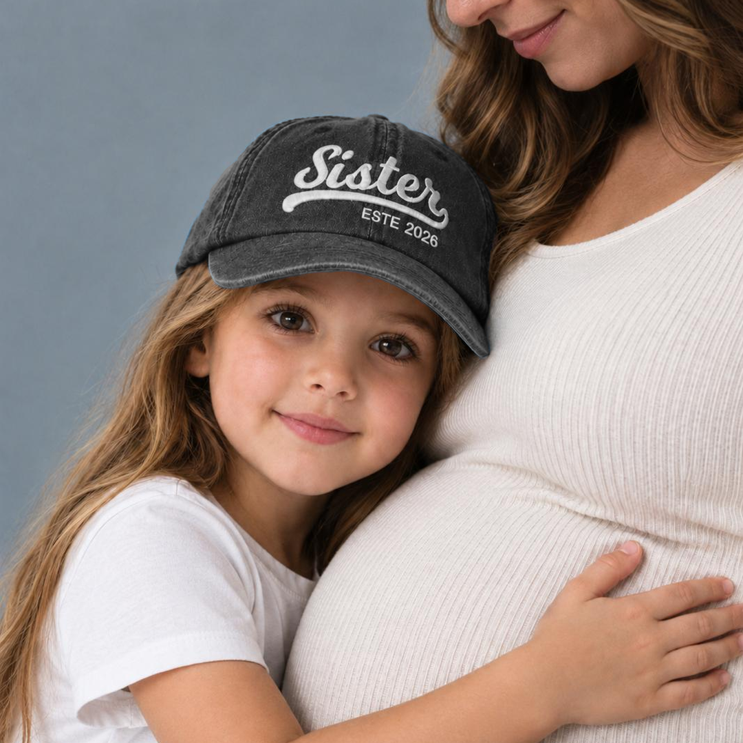 Gorra Hermana Mayor-Sister Est.2026